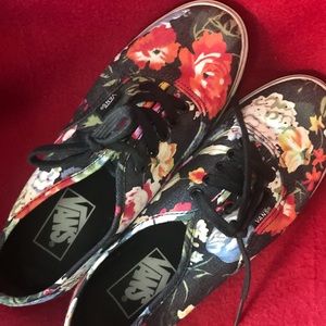 Vans Women’s Floral